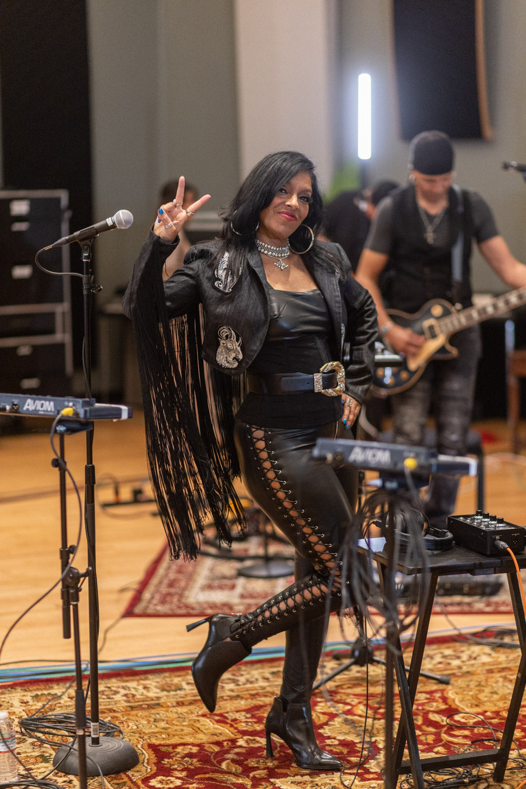 The Tracks of My Tears feat. Honey Cone and members of Earth, Wind & Fire